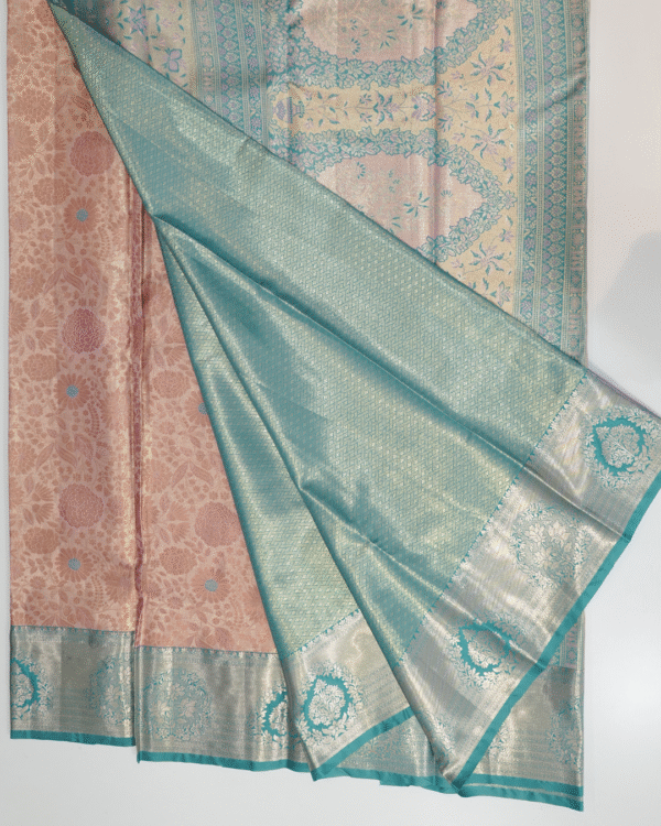 Timeless Charm Semi Silk